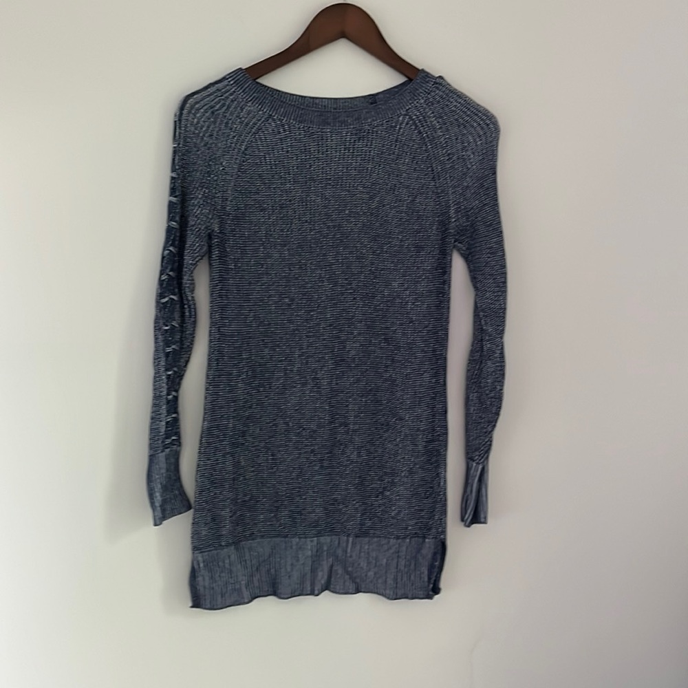 Women’s Extra Small Lauren Conrad Blue Sweater